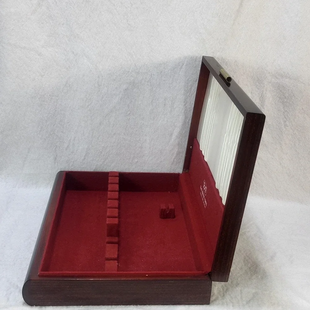 Vintage 1847 Rogers Bros. Silverware Wood Red Felt Lined Empty Storage Case Box